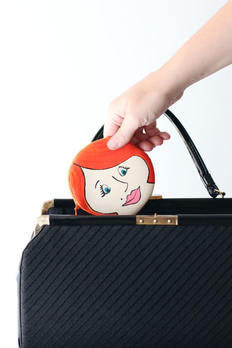 fun little sewing/painting DIY: Painted Lady Change Purse