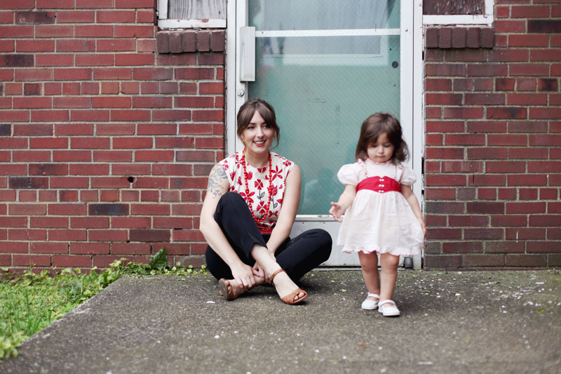 Vintage-inspired Mother/Daughter style on Making Nice in the Midwest