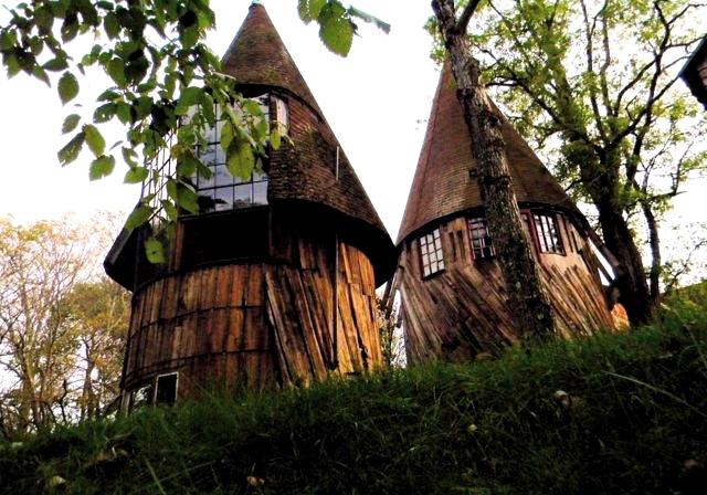 round-cabins-in-the-woods