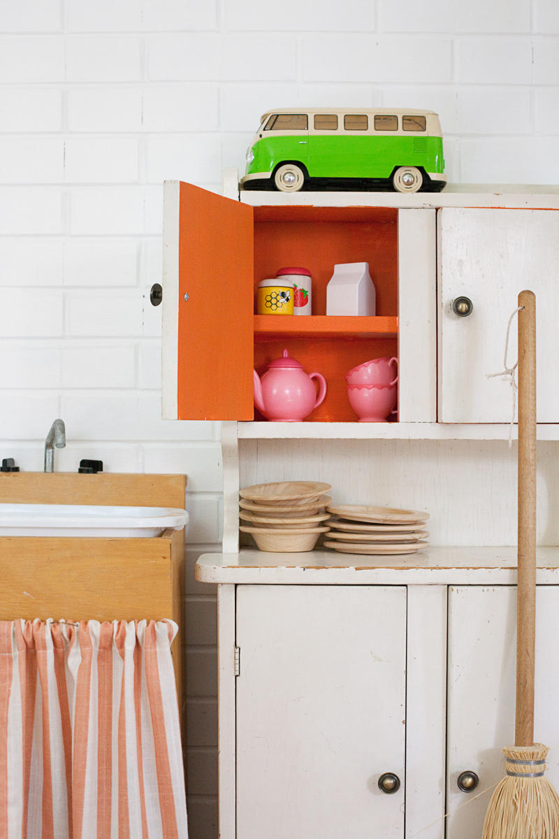 Making Nice in the Midwest- Mandi's Living Room